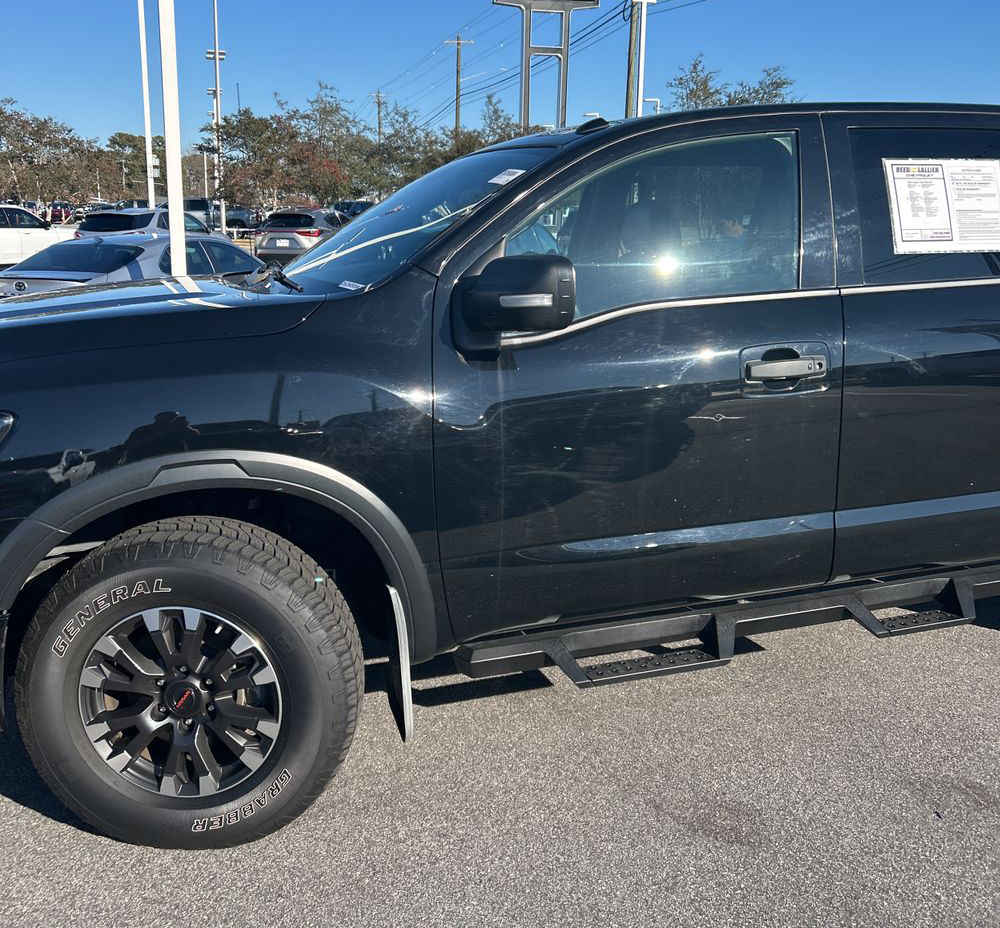 2021 Nissan Titan - Image 23