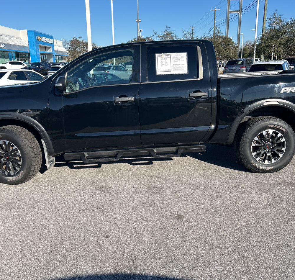 2021 Nissan Titan - Image 28