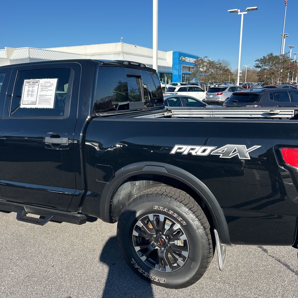 2021 Nissan Titan - Image 47