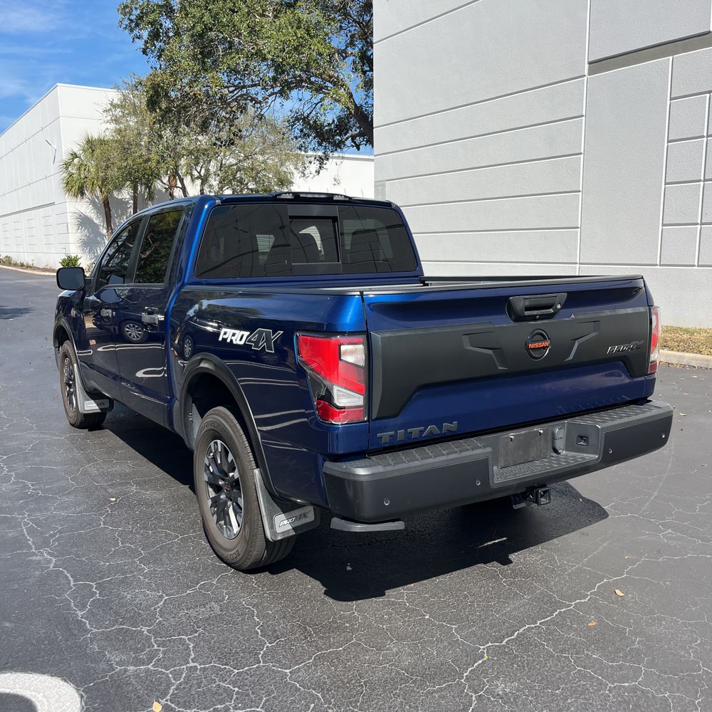 2021 Nissan Titan - Image 15