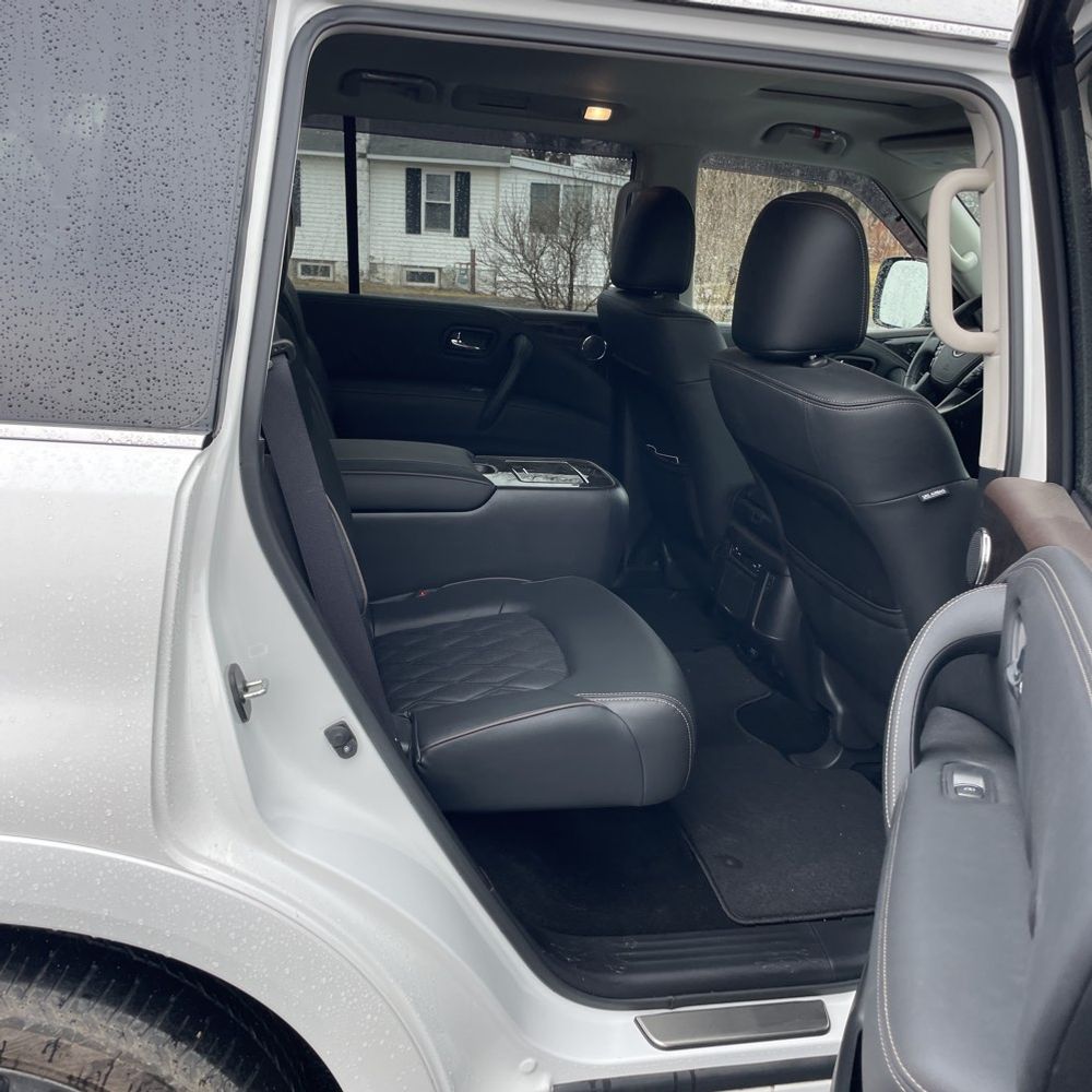 2024 Nissan Armada - Image 7