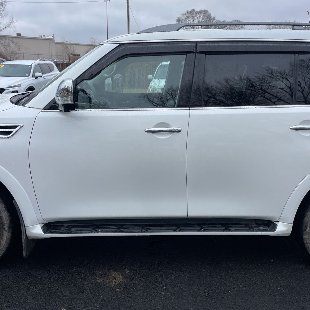 2024 Nissan Armada - Image 9
