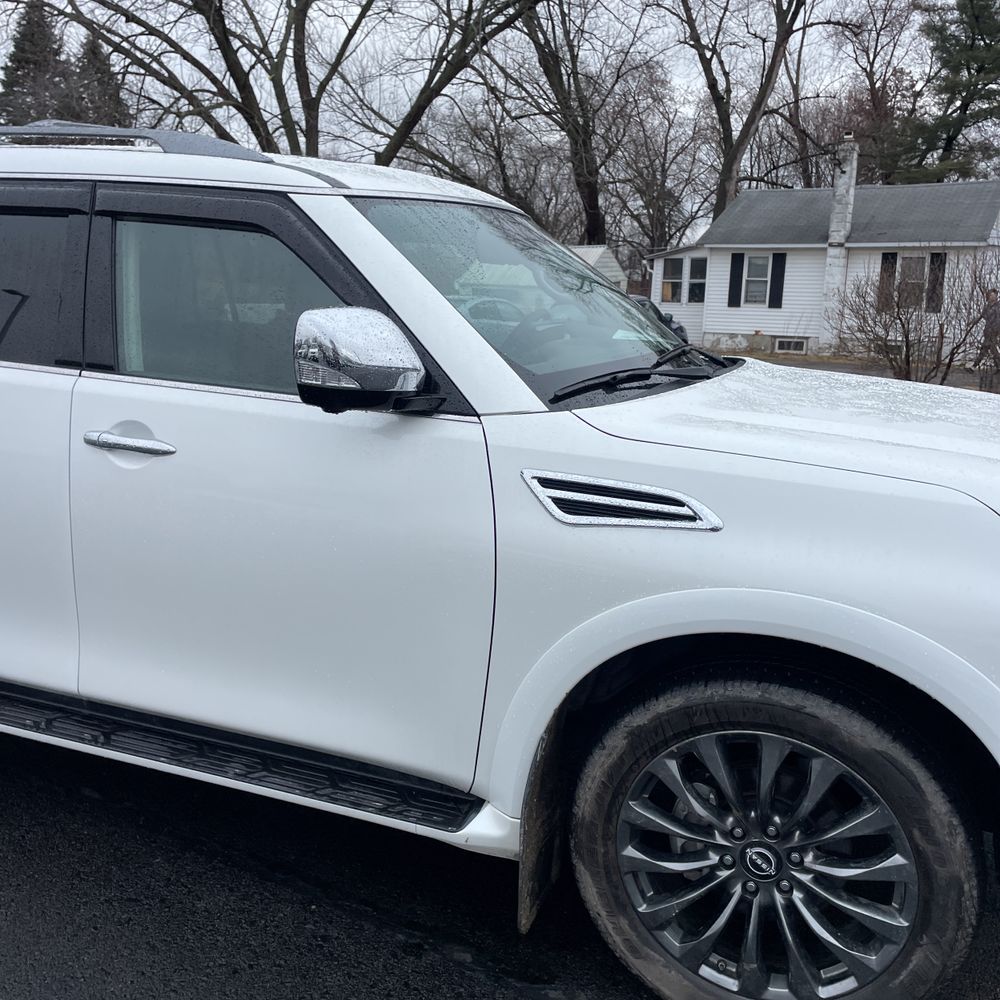 2024 Nissan Armada - Image 21