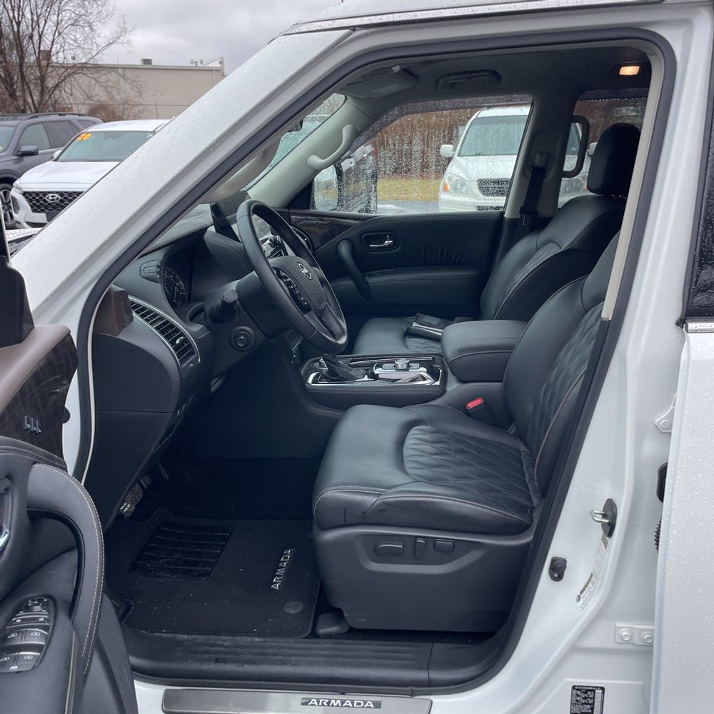 2024 Nissan Armada - Image 30