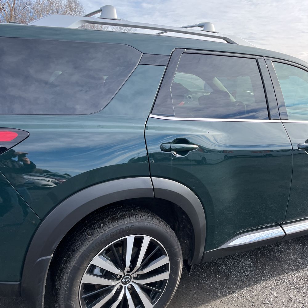 2025 Nissan Pathfinder - Image 25