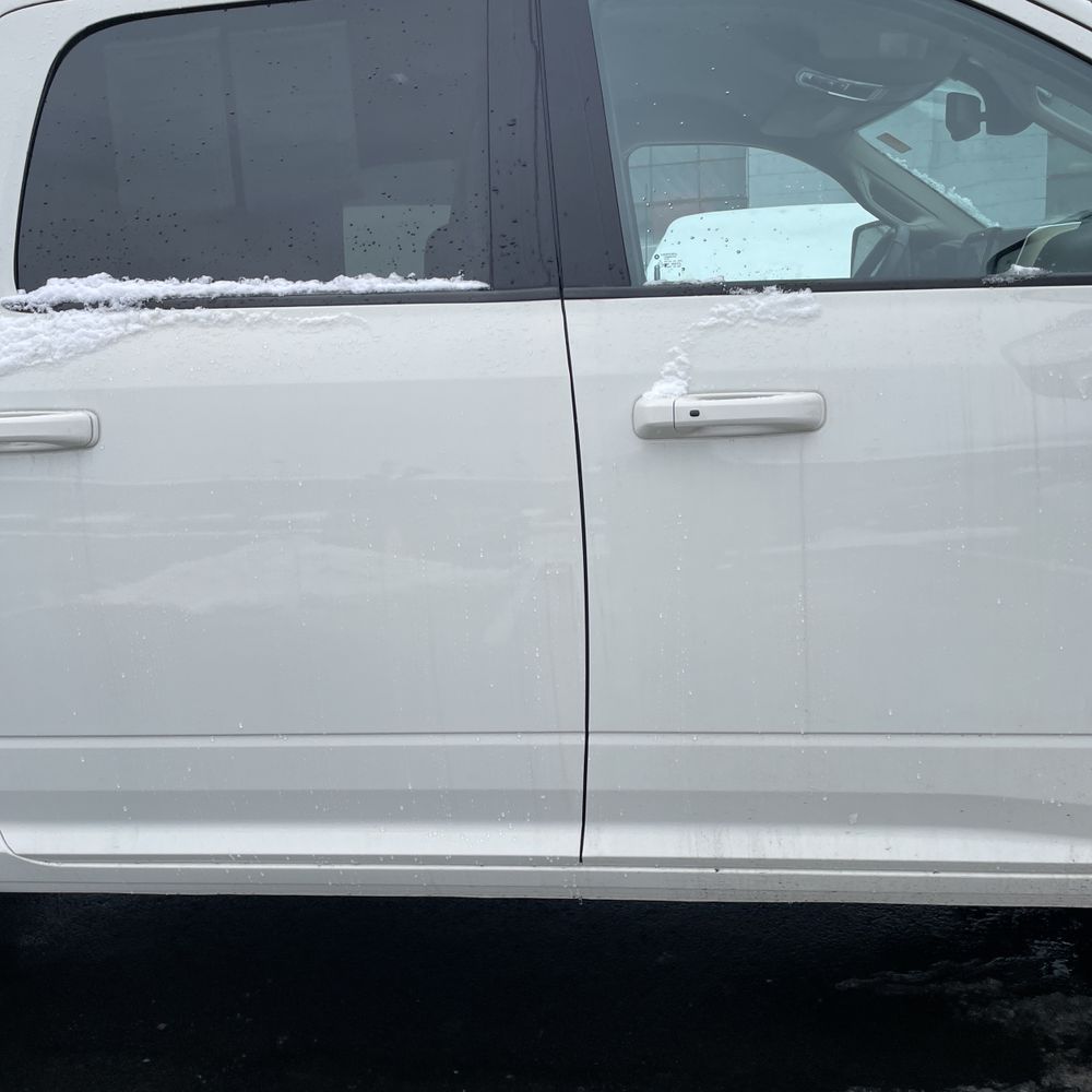 2024 Ram 3500 - Image 8