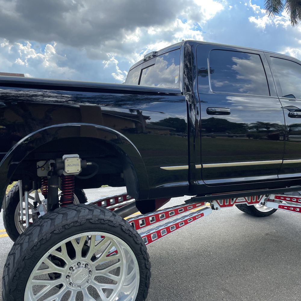 2021 Ram 2500 - Image 8