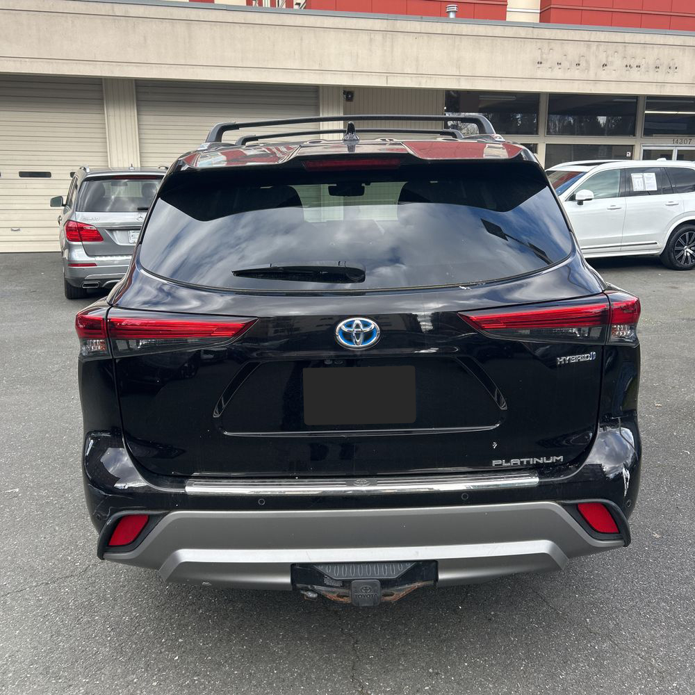 2021 Toyota Highlander Hybrid - Image 15