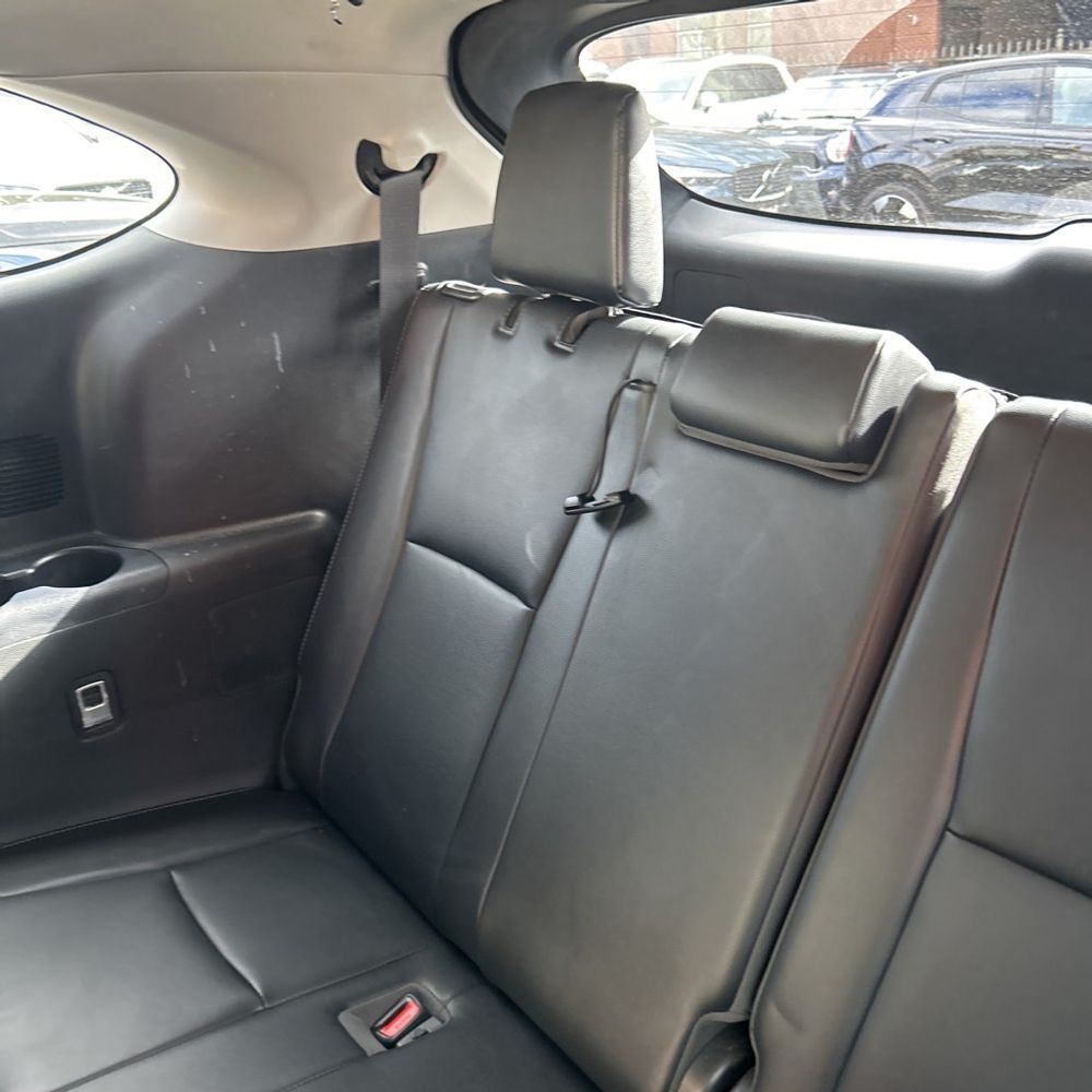 2021 Toyota Highlander Hybrid - Image 17