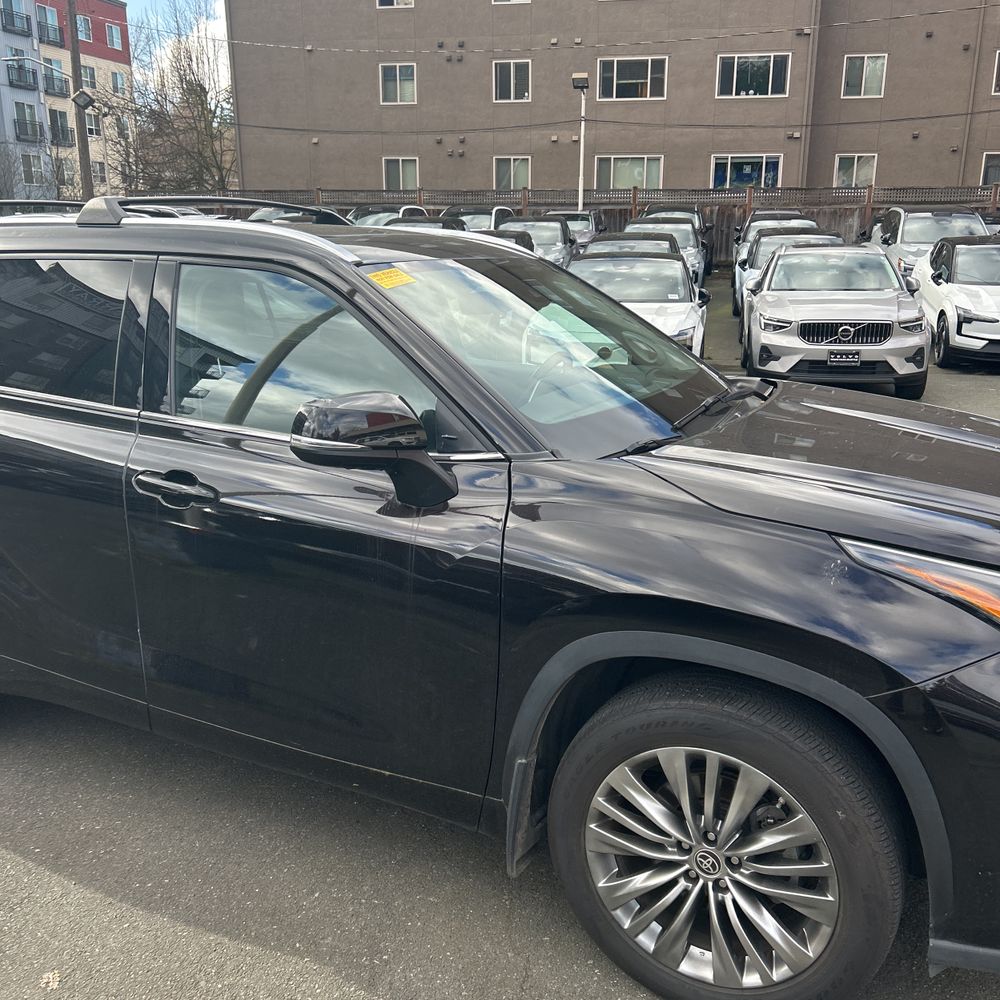 2021 Toyota Highlander Hybrid - Image 46