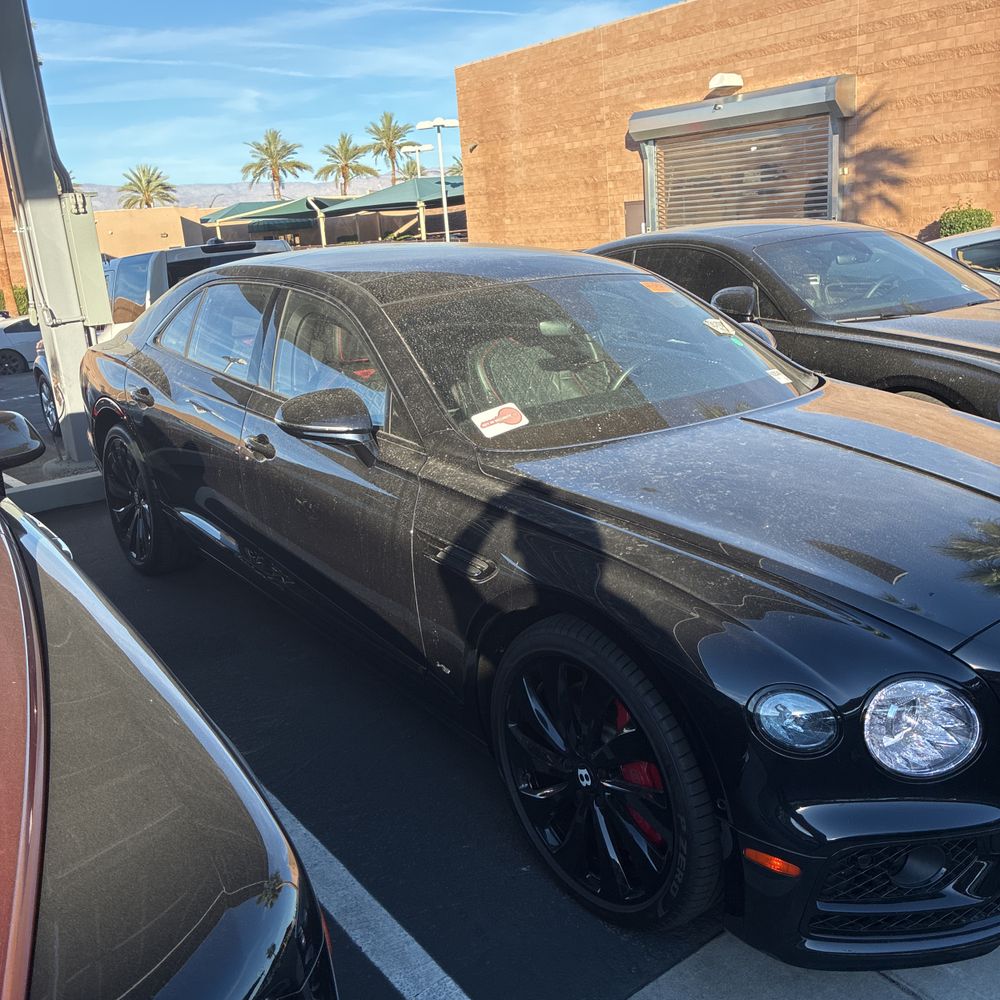 2022 Bentley Flying Spur - Image 19