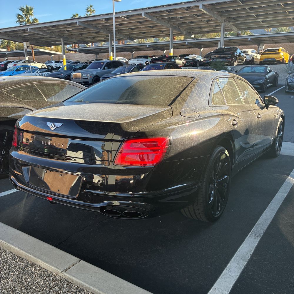 2022 Bentley Flying Spur - Image 26