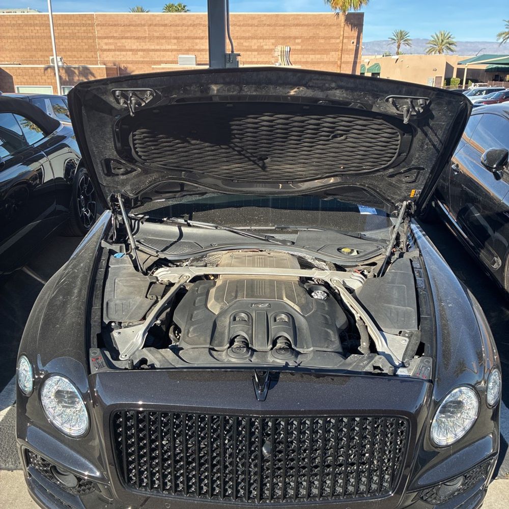 2022 Bentley Flying Spur - Image 27