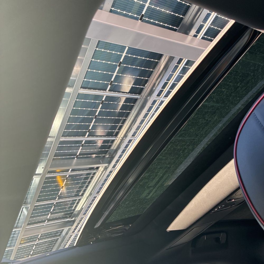 2022 Bentley Flying Spur - Image 31