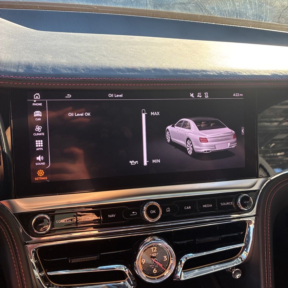 2022 Bentley Flying Spur - Image 35
