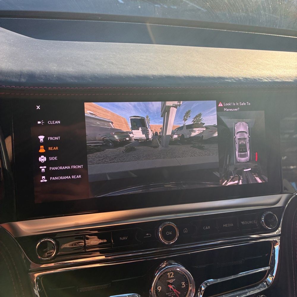 2022 Bentley Flying Spur - Image 44