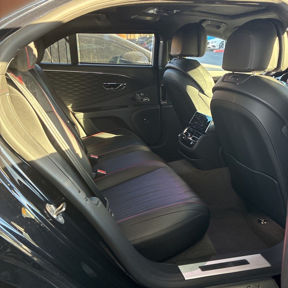 2022 Bentley Flying Spur - Image 53