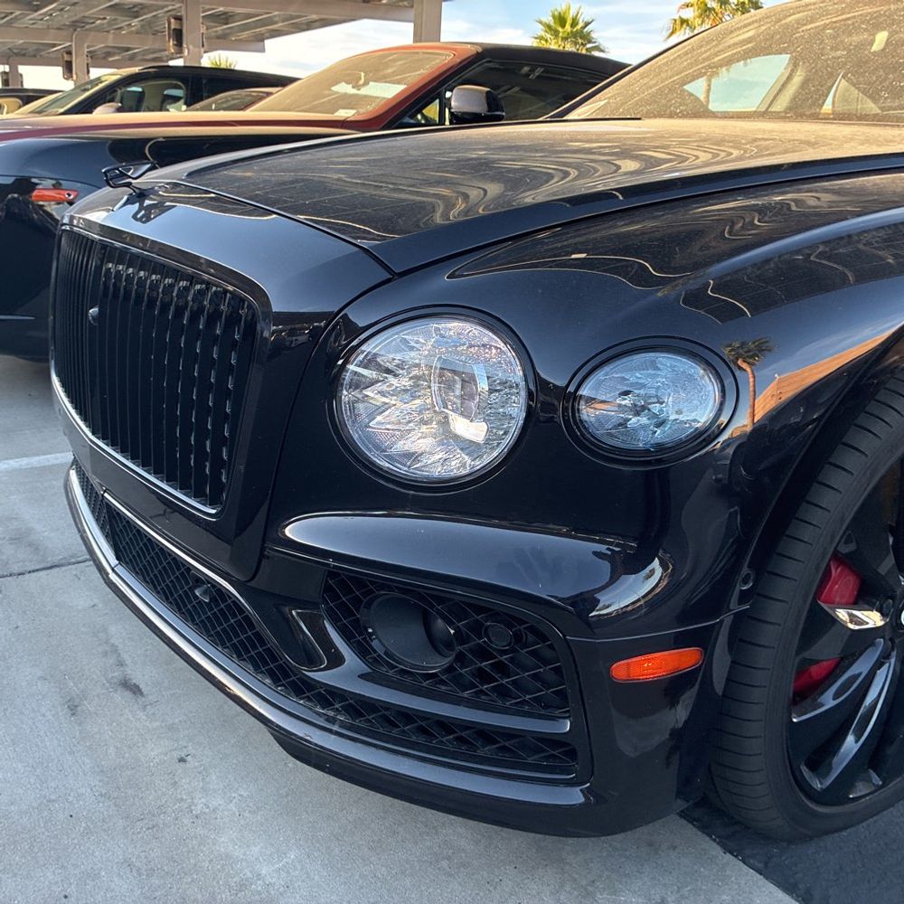 2022 Bentley Flying Spur - Image 55