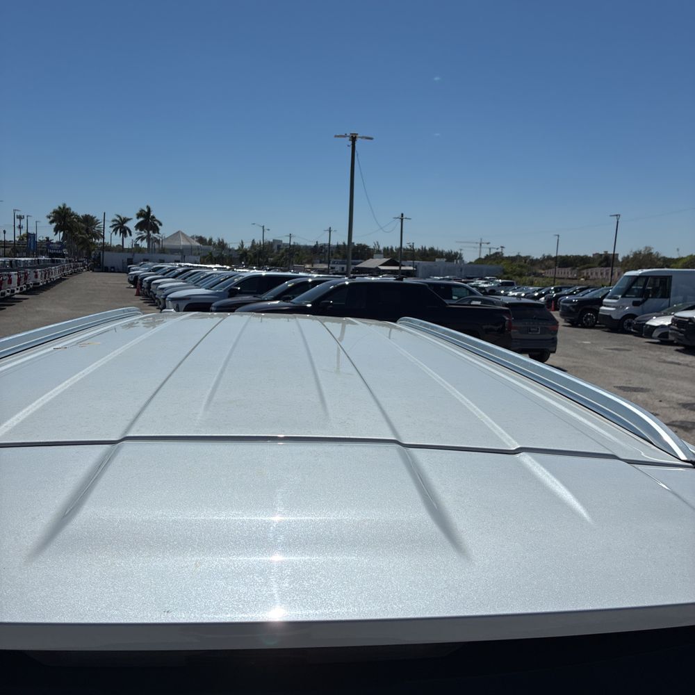 2022 Cadillac Escalade ESV - Image 13