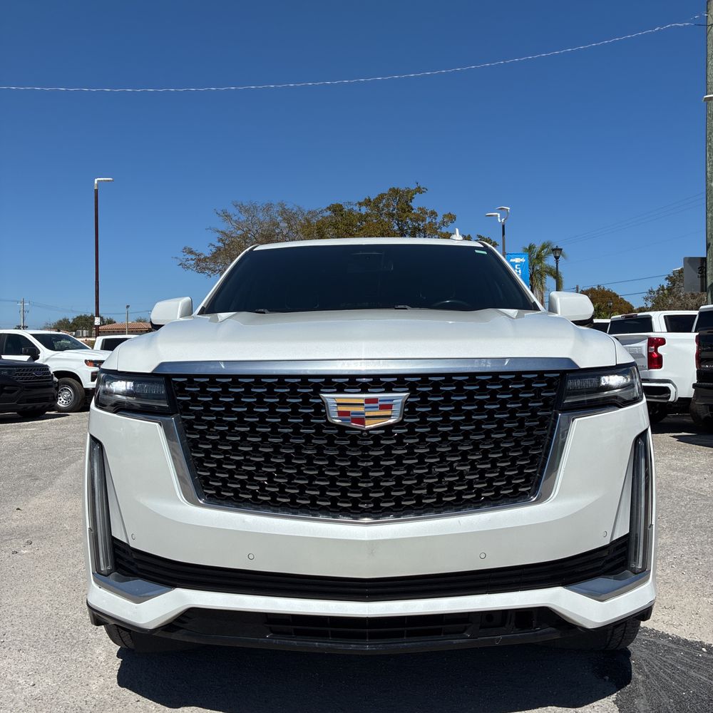 2022 Cadillac Escalade ESV - Image 16