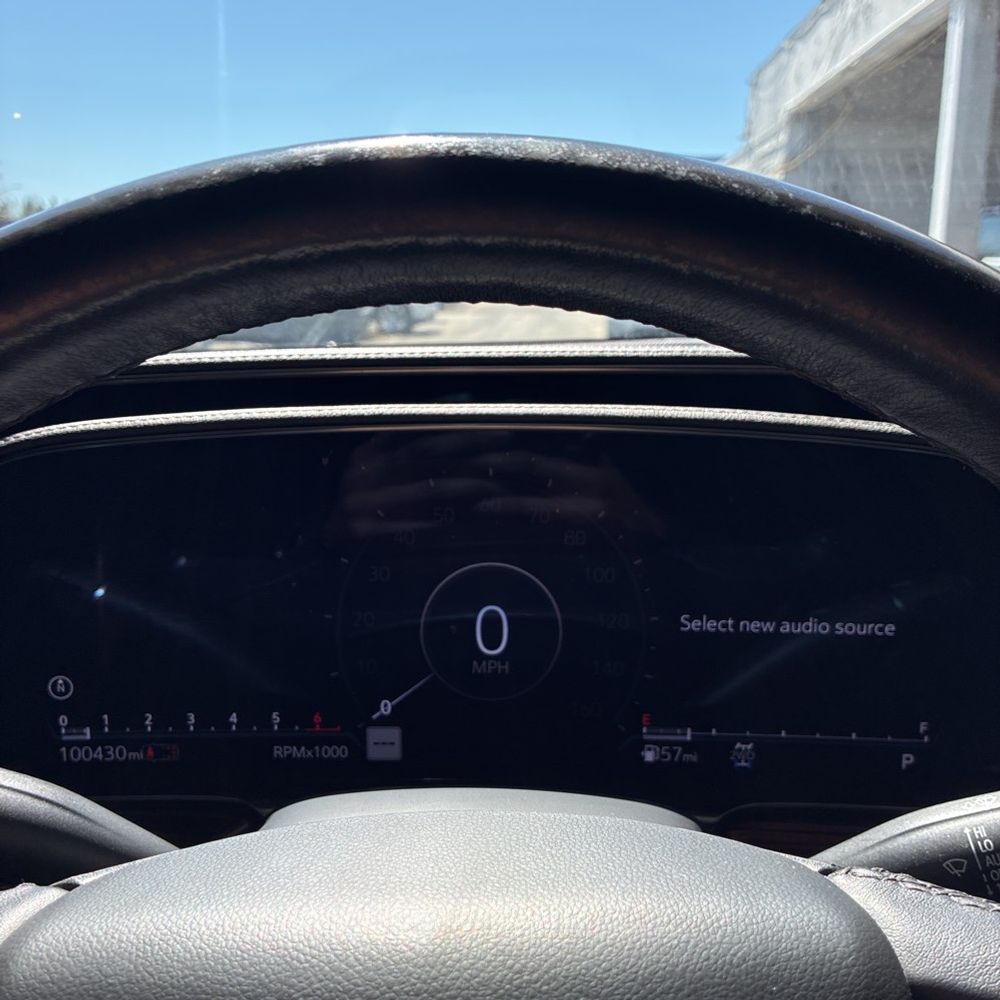 2022 Cadillac Escalade ESV - Image 27