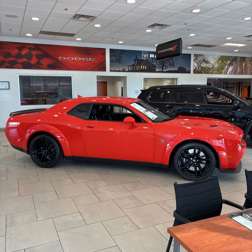 2023 Dodge Challenger - Image 7