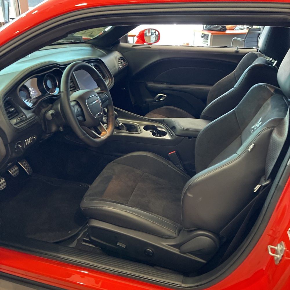 2023 Dodge Challenger - Image 12