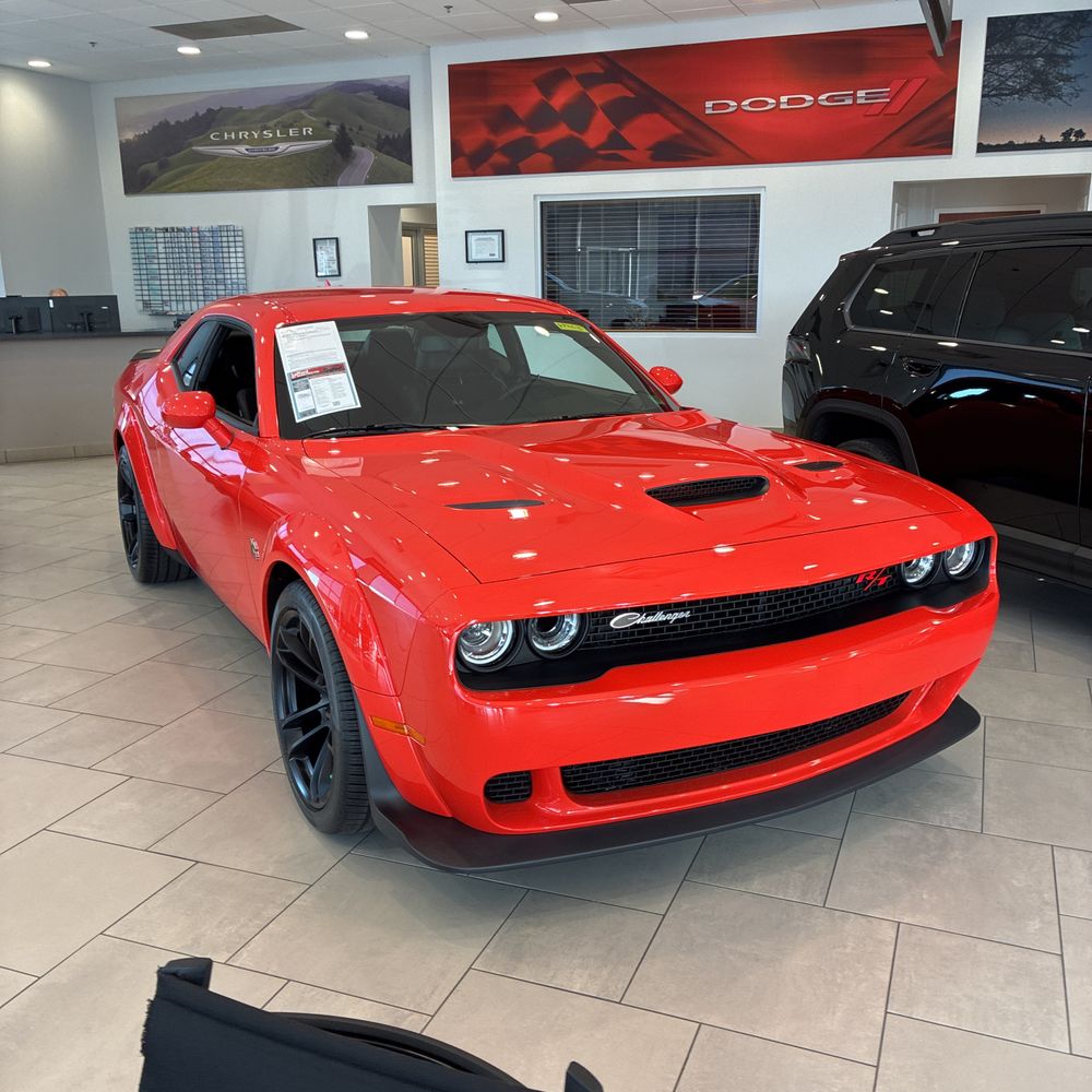 2023 Dodge Challenger - Image 19