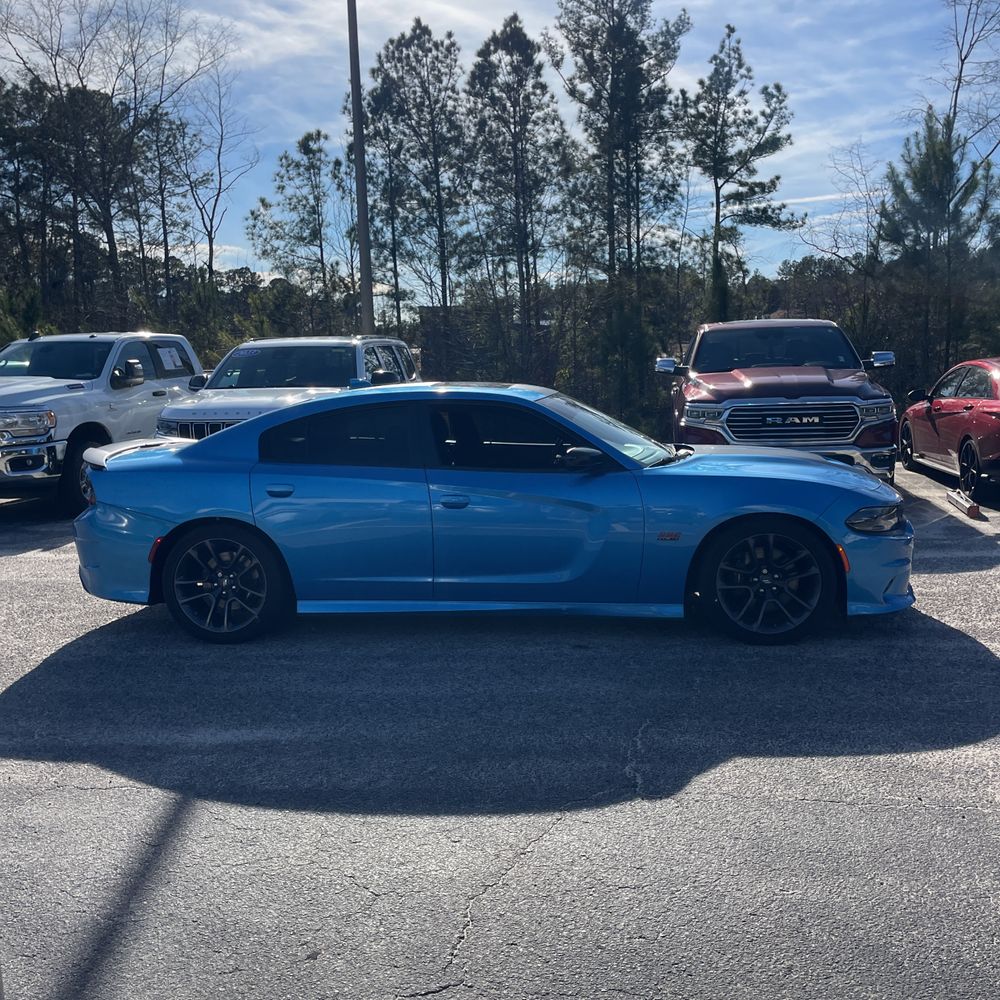 2023 Dodge Charger - Image 2