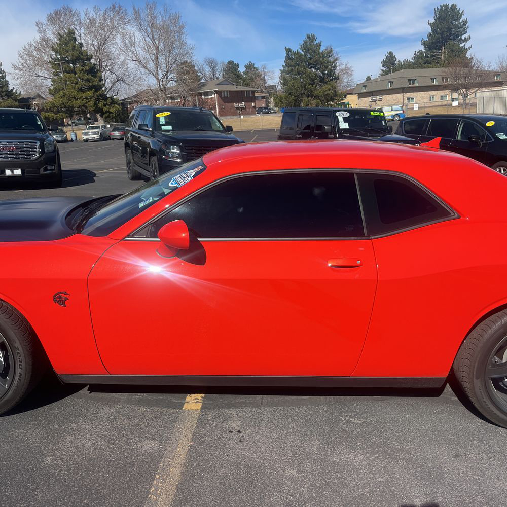 2022 Dodge Challenger - Image 6
