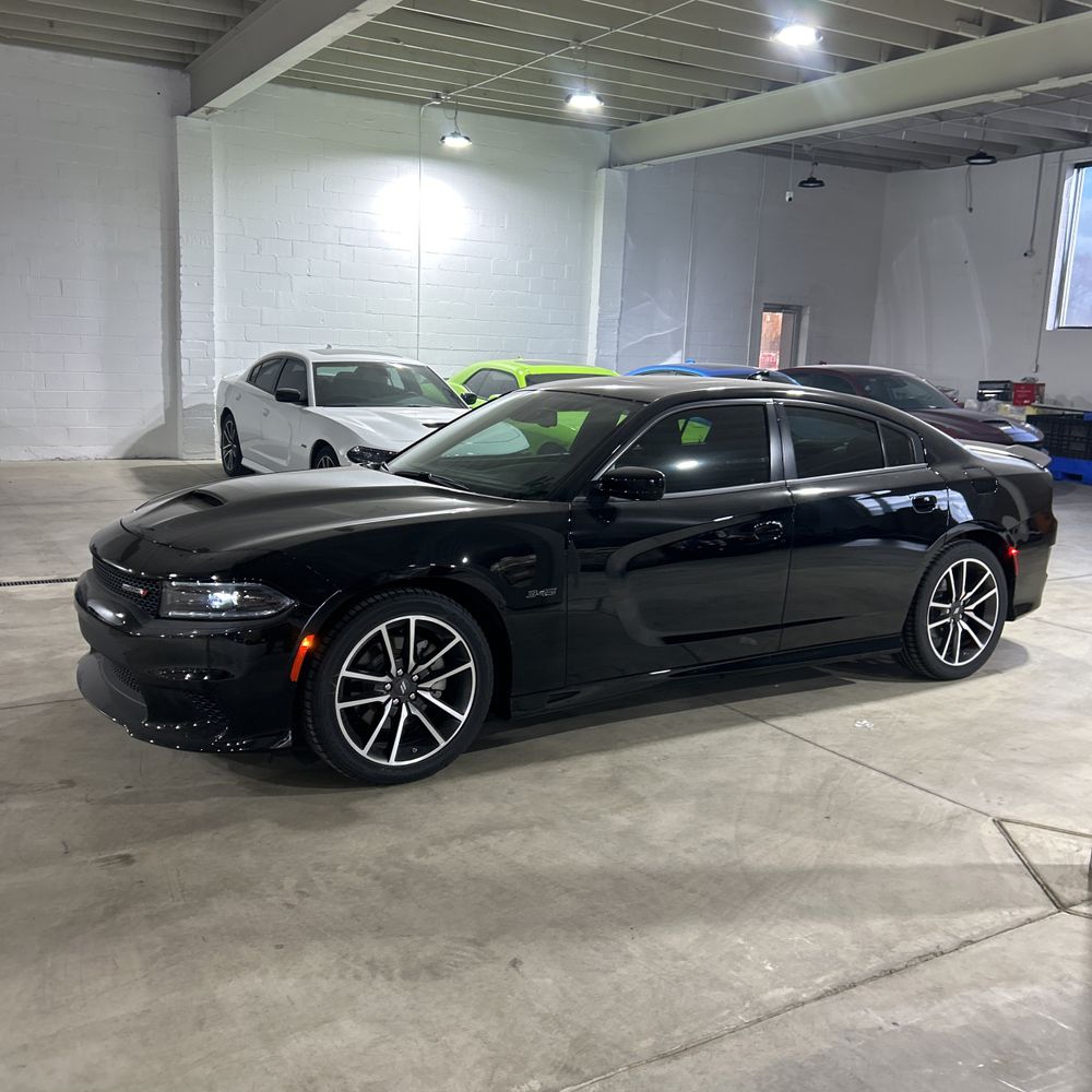 2023 Dodge Charger R/T - Image 16