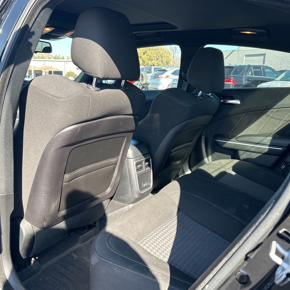 2020 Dodge Charger - Image 27