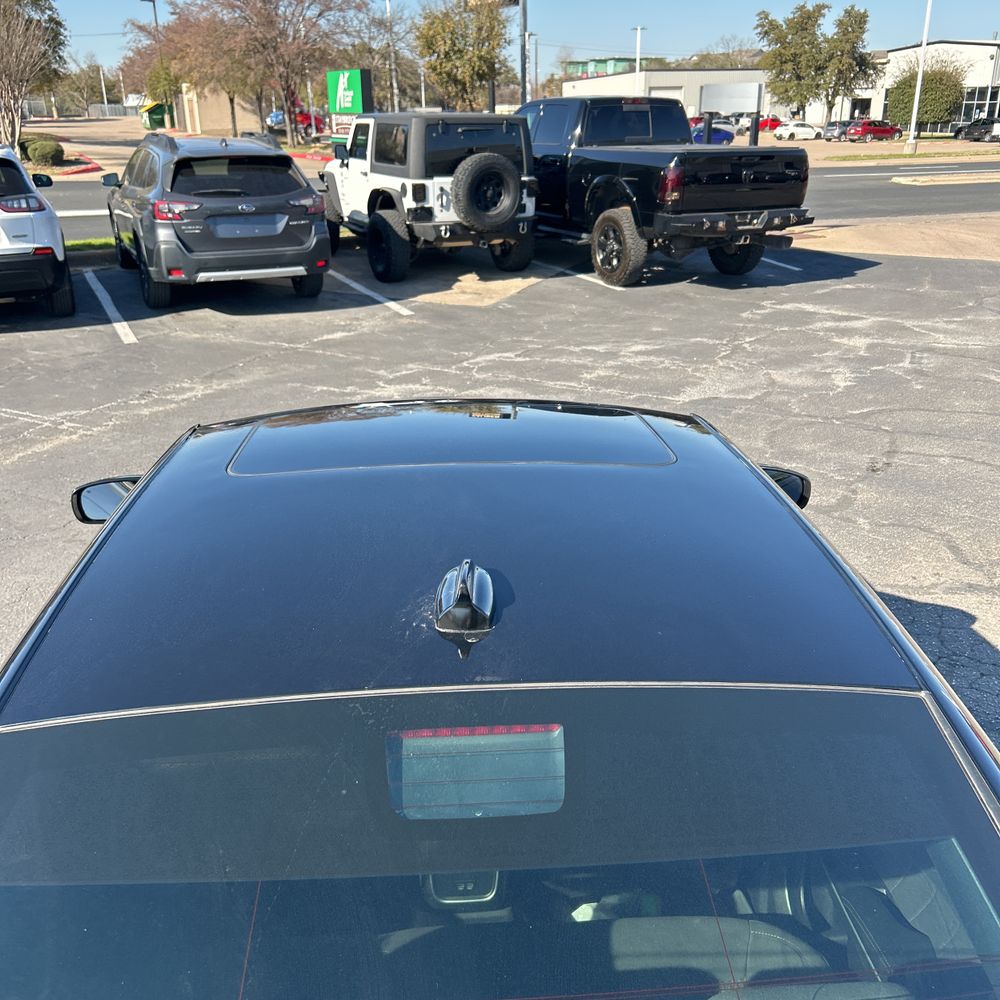 2020 Dodge Charger - Image 35