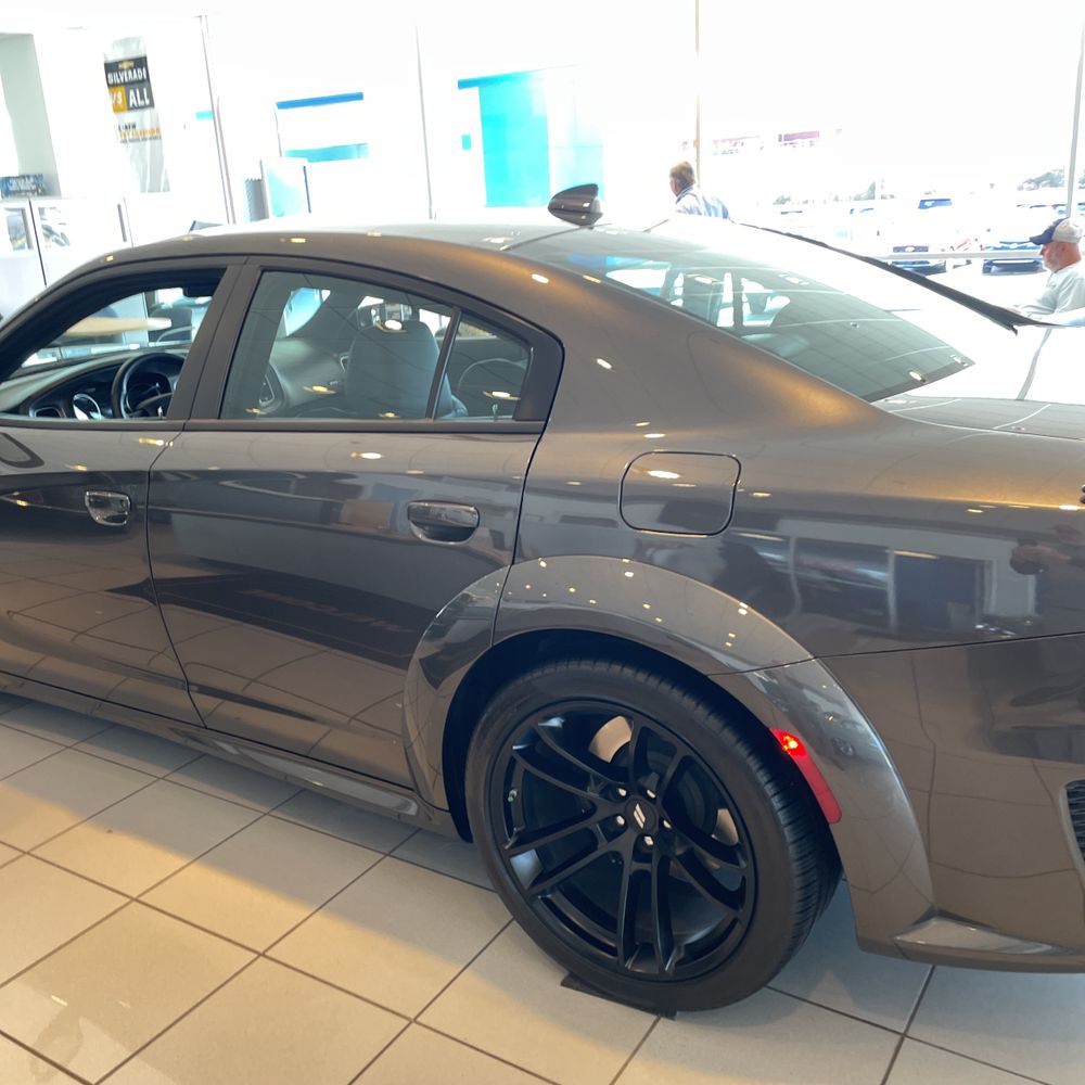 2023 Dodge Charger - Image 12