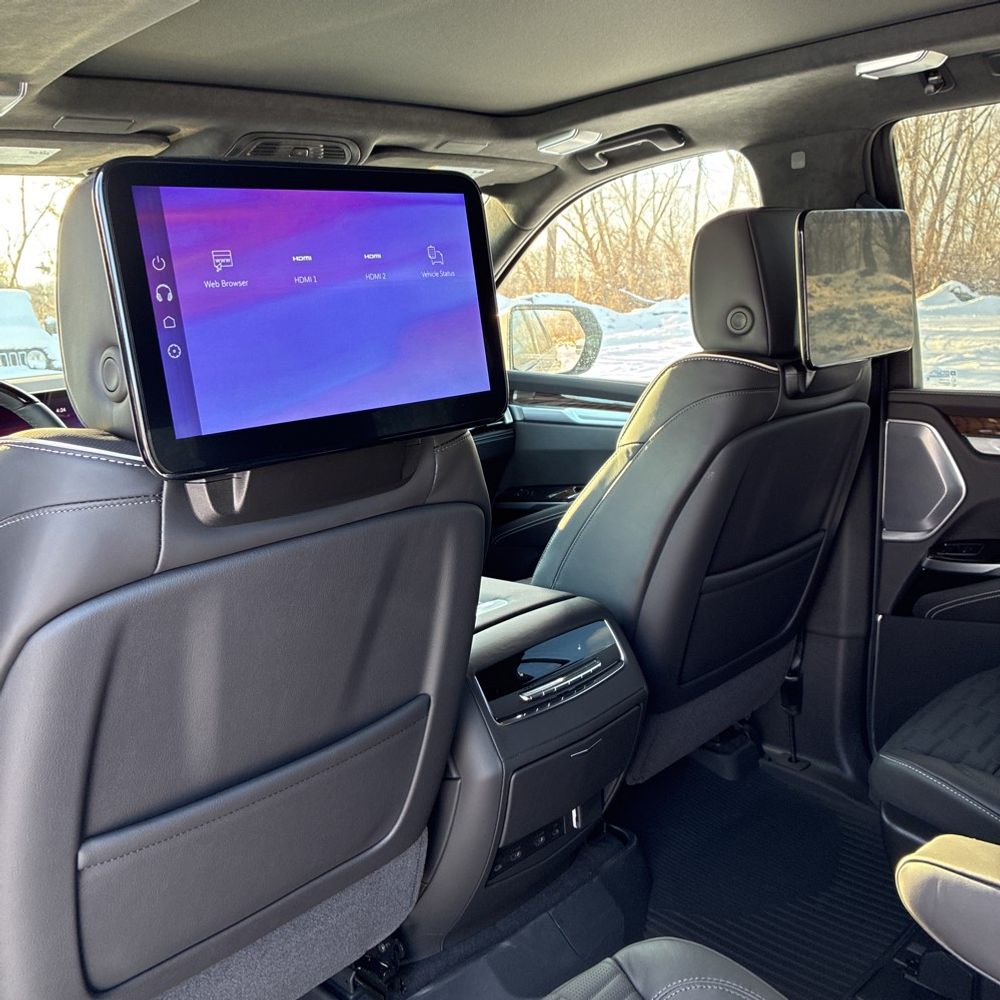 2026 Cadillac Escalade - Image 4