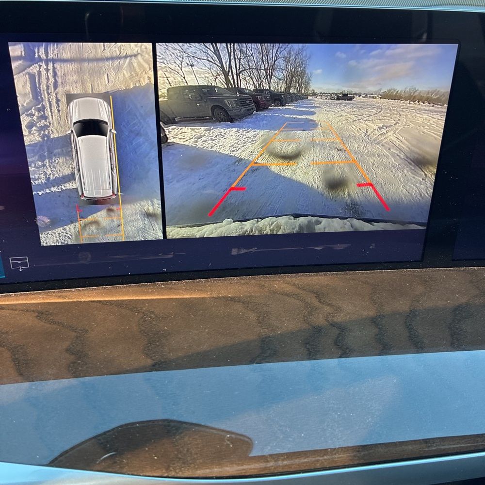 2026 Cadillac Escalade - Image 5