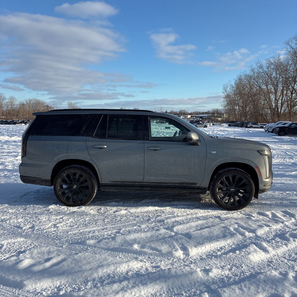 2026 Cadillac Escalade - Image 22