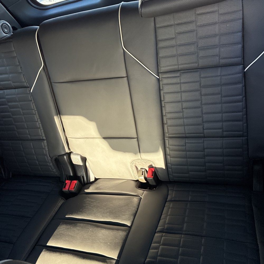 2026 Cadillac Escalade - Image 27