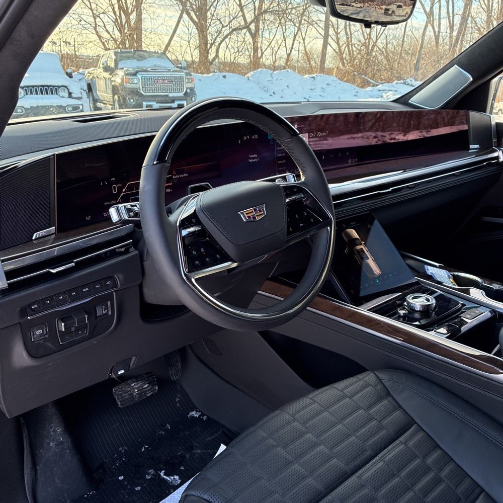 2026 Cadillac Escalade - Image 36