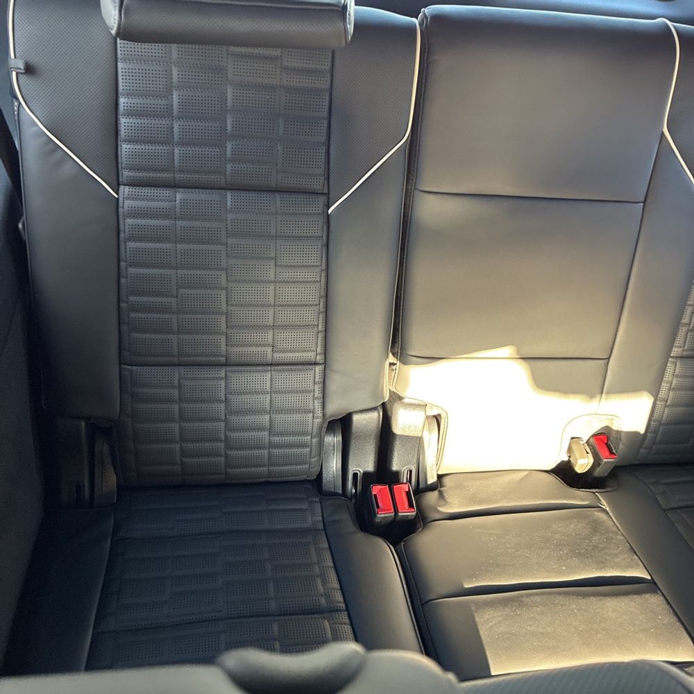 2026 Cadillac Escalade - Image 48