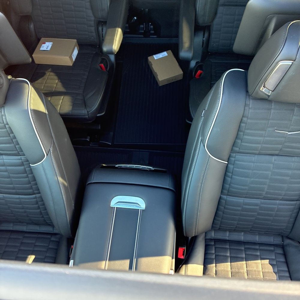 2026 Cadillac Escalade - Image 52