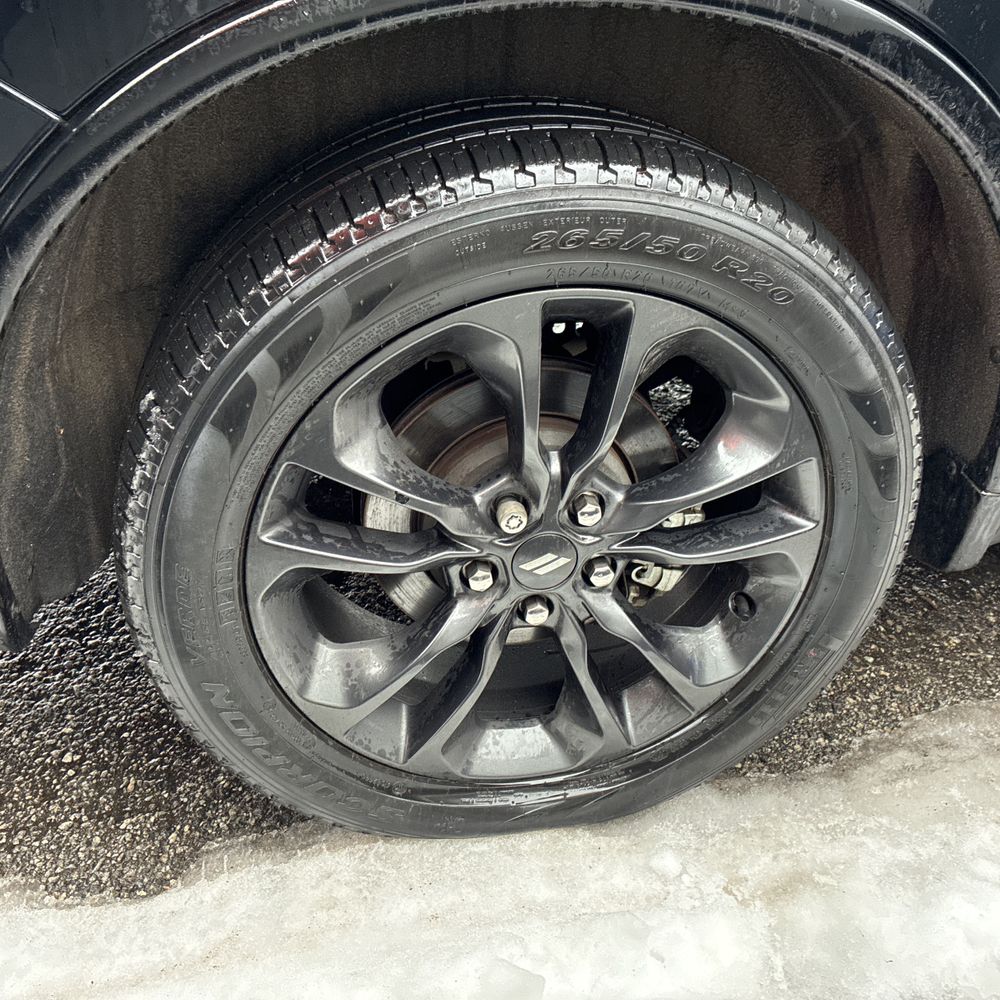 2023 Dodge Durango - Image 2