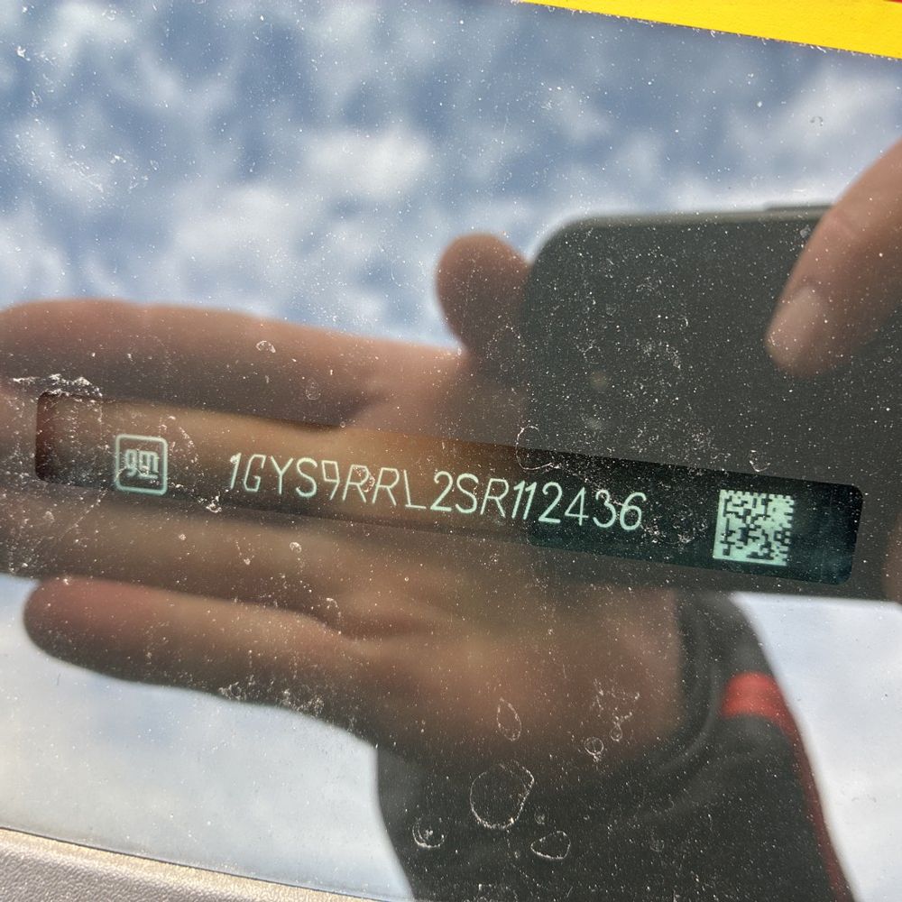 2025 Cadillac Escalade ESV - Image 11