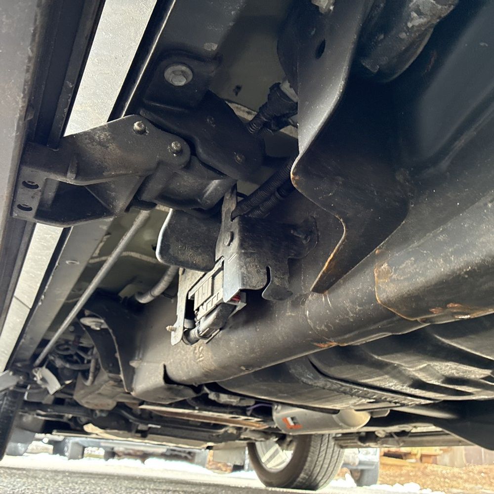 2025 Cadillac Escalade ESV - Image 13