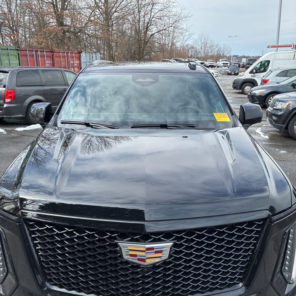 2025 Cadillac Escalade ESV - Image 28