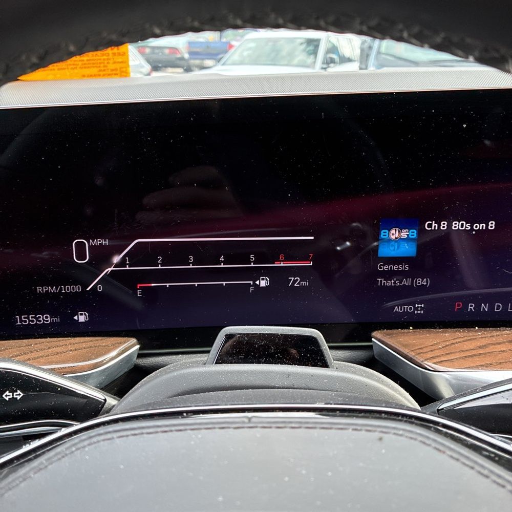 2025 Cadillac Escalade ESV - Image 40