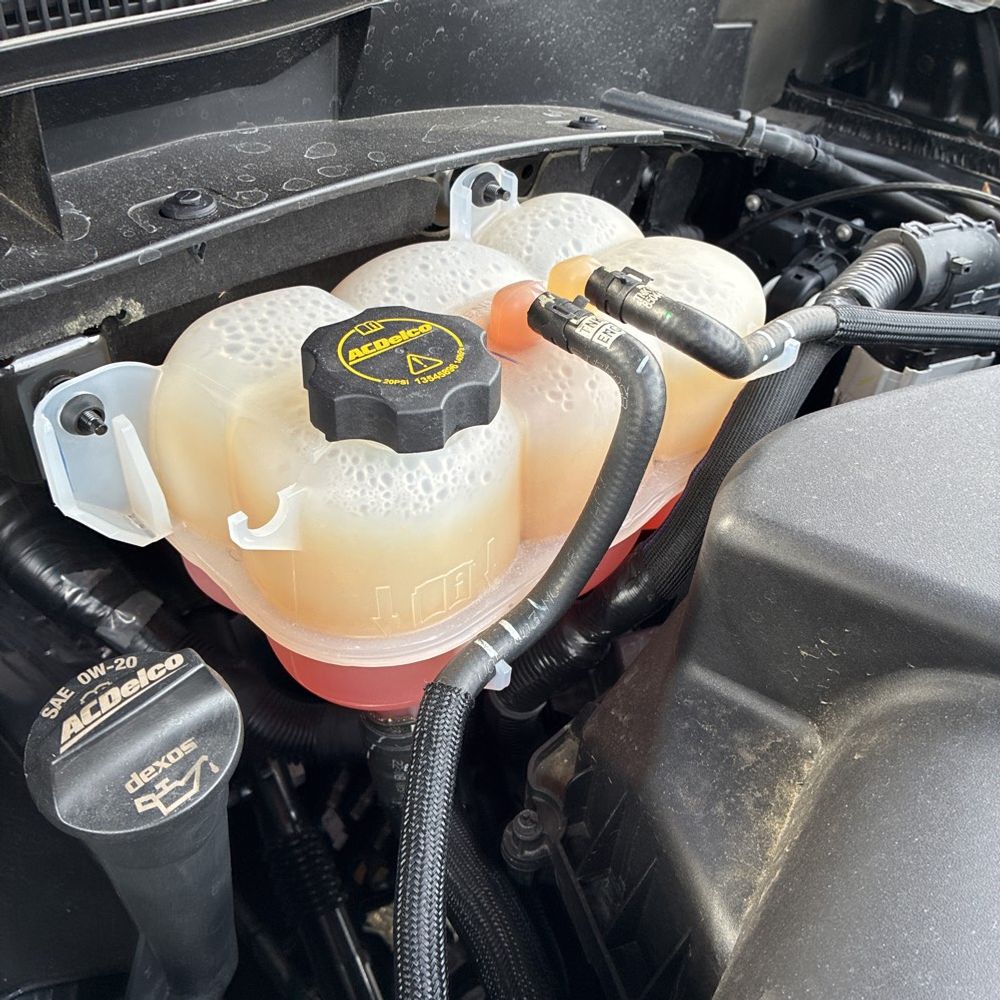 2025 Cadillac Escalade ESV - Image 42