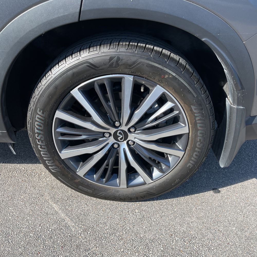 2022 INFINITI QX60 - Image 8