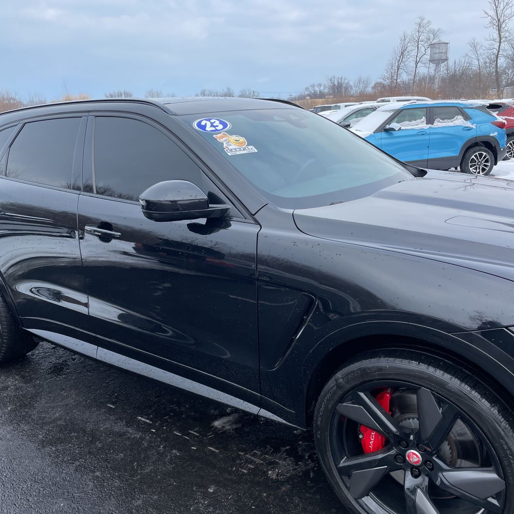 2023 Jaguar F-Pace - Image 3