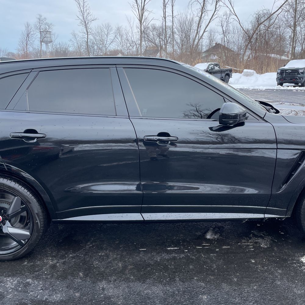 2023 Jaguar F-Pace - Image 8